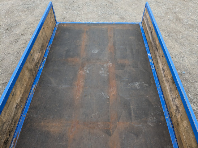 いすゞ エルフ 小型 平ボディ TRG-NJR85A(102943) 13枚目