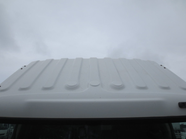 いすゞ フォワード 中型 平ボディ（クレーン付） TKG-FRR90S1(102946) 17枚目