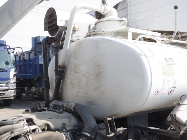 いすゞ エルフ 小型 バキュームカー/糞尿車 TPG-NJR85AN(102947) 16枚目