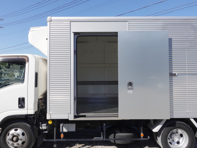 いすゞ エルフ 小型 冷蔵冷凍バン TPG-NPR85AN(102950) 15枚目