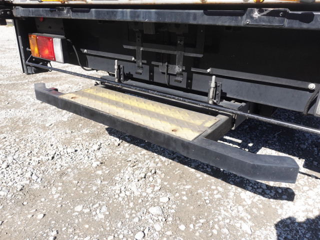 いすゞ エルフ 小型 冷蔵冷凍バン TPG-NPR85AN(102950) 17枚目