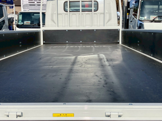 三菱ふそう キャンター 小型 平ボディ 2PG-FEB80(102955) 10枚目