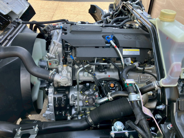 三菱ふそう キャンター 小型 平ボディ 2PG-FEB80(102955) 17枚目