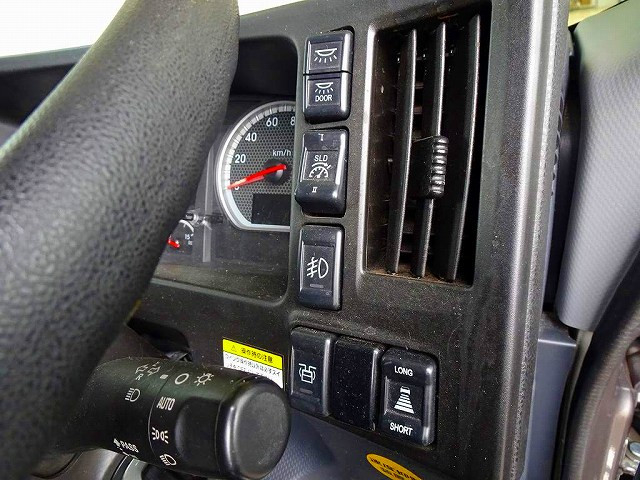 いすゞ ギガ 大型 ウィング 2PG-CYJ77C(102957) 21枚目