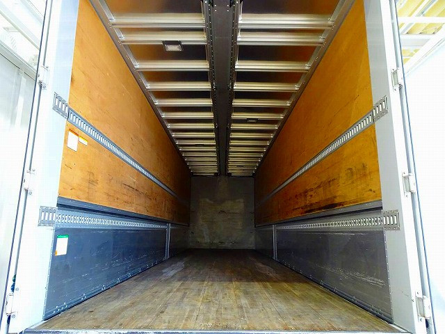 いすゞ ギガ 大型 ウィング 2PG-CYJ77C(102957) 26枚目