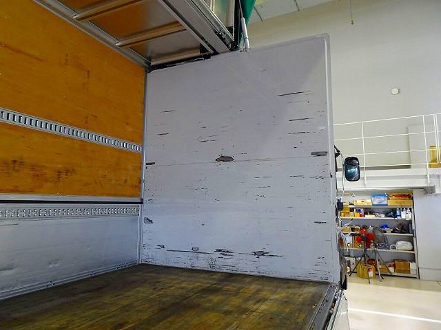 いすゞ ギガ 大型 ウィング 2PG-CYJ77C(102957) 34枚目