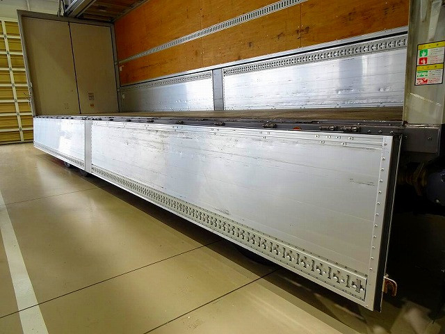 いすゞ ギガ 大型 ウィング 2PG-CYJ77C(102957) 35枚目