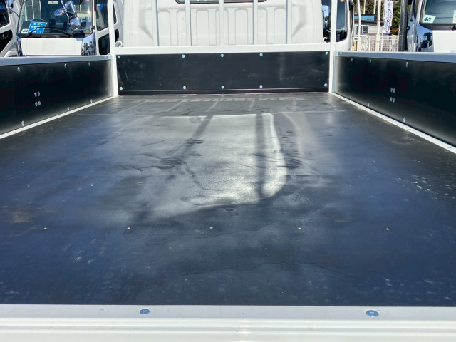 三菱ふそう キャンター 小型 平ボディ 2PG-FEB80(102958) 10枚目