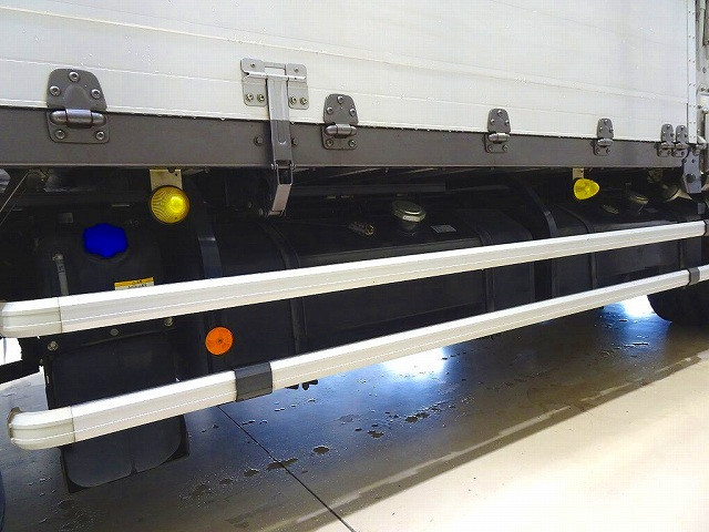 いすゞ ギガ 大型 ウィング 2PG-CYJ77C(102957) 40枚目