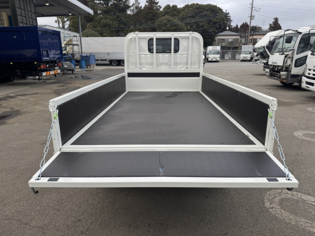 日野 デュトロ 小型 平ボディ 2KG-XZU605M(102959) 9枚目