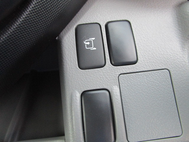 日野 デュトロ 小型 ウィング 2KG-XZU710M(102960) 14枚目