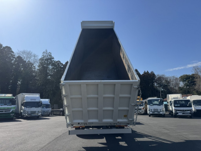 三菱ふそう スーパーグレート 大型 土砂ダンプ 2PG-FV70HY(102961) 9枚目