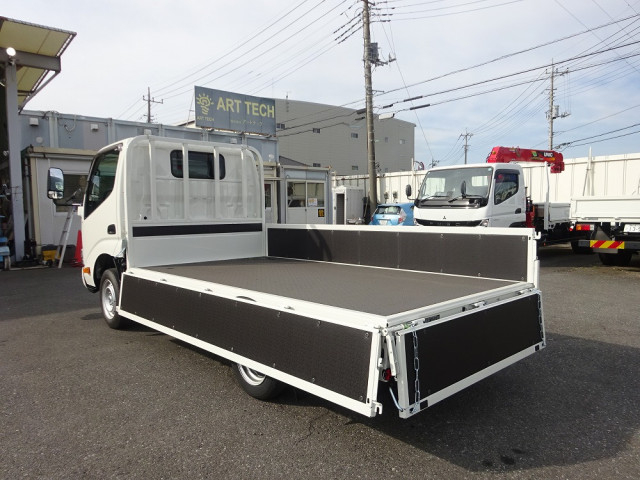 トヨタ ダイナ 小型 平ボディ 3BF-TRY230(102962) 6枚目