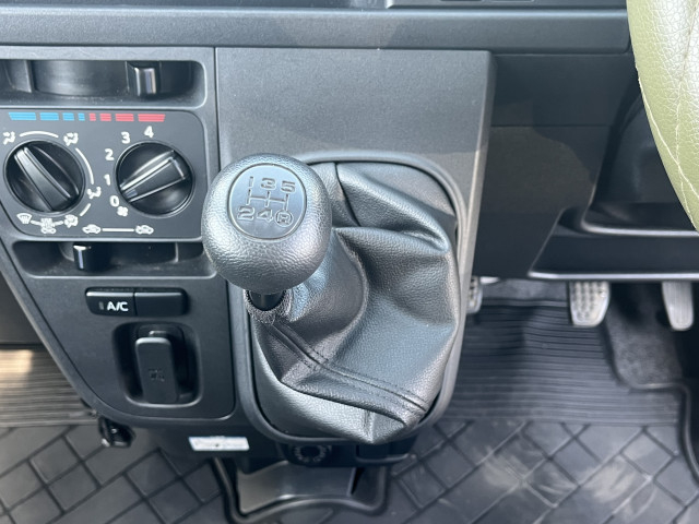 Daihatsu hijet k Kei van and passenger car 3BD-S331W(102965) 18枚目