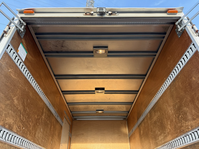 いすゞ エルフ 小型 バン TPG-NLR85N(102967) 6枚目