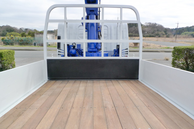 マツダ タイタン 小型 平ボディ（クレーン付） TKG-LMR85N(102968) 8枚目