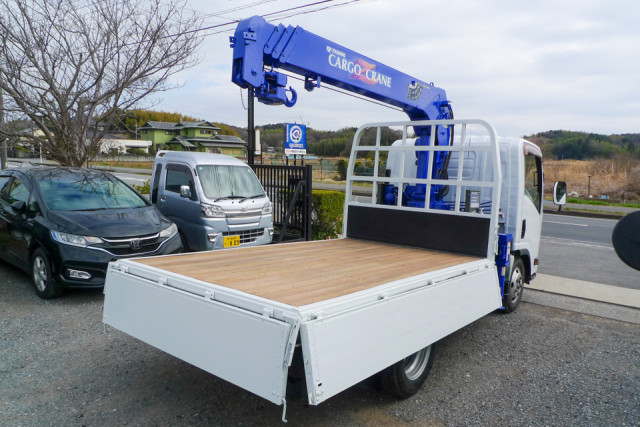 マツダ タイタン 小型 平ボディ（クレーン付） TKG-LMR85N(102968) 9枚目