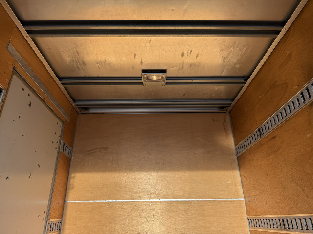 いすゞ エルフ 小型 バン TPG-NLR85N(102967) 32枚目