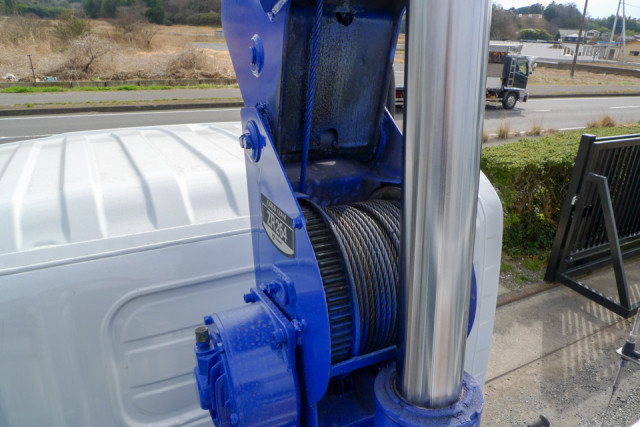 マツダ タイタン 小型 平ボディ（クレーン付） TKG-LMR85N(102968) 17枚目