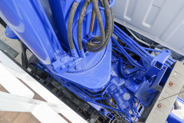 マツダ タイタン 小型 平ボディ（クレーン付） TKG-LMR85N(102968) 19枚目