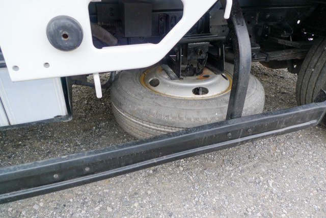 マツダ タイタン 小型 平ボディ（クレーン付） TKG-LMR85N(102968) 22枚目