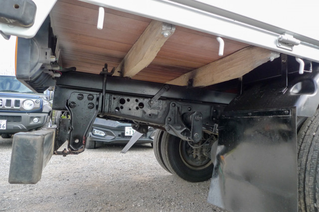 マツダ タイタン 小型 平ボディ（クレーン付） TKG-LMR85N(102968) 25枚目