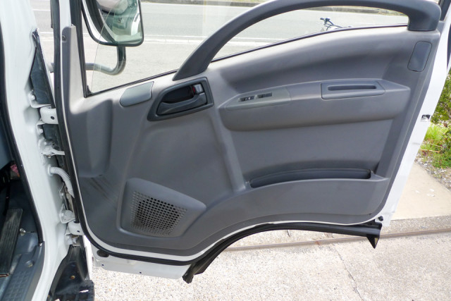 マツダ タイタン 小型 平ボディ（クレーン付） TKG-LMR85N(102968) 28枚目