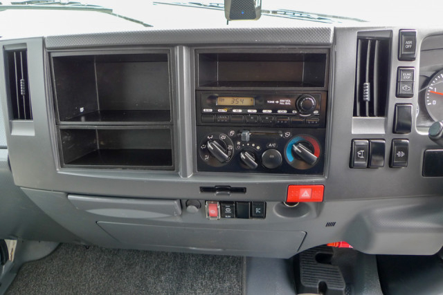 マツダ タイタン 小型 平ボディ（クレーン付） TKG-LMR85N(102968) 33枚目