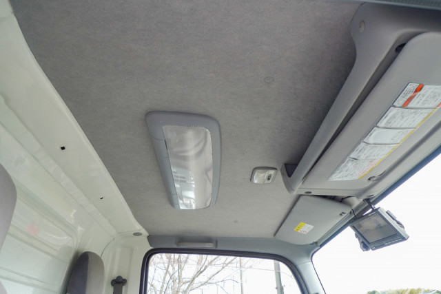 マツダ タイタン 小型 平ボディ（クレーン付） TKG-LMR85N(102968) 36枚目