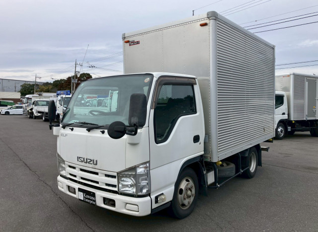 いすゞ エルフ 小型 バン TKG-NHR85AN(102970) 1枚目
