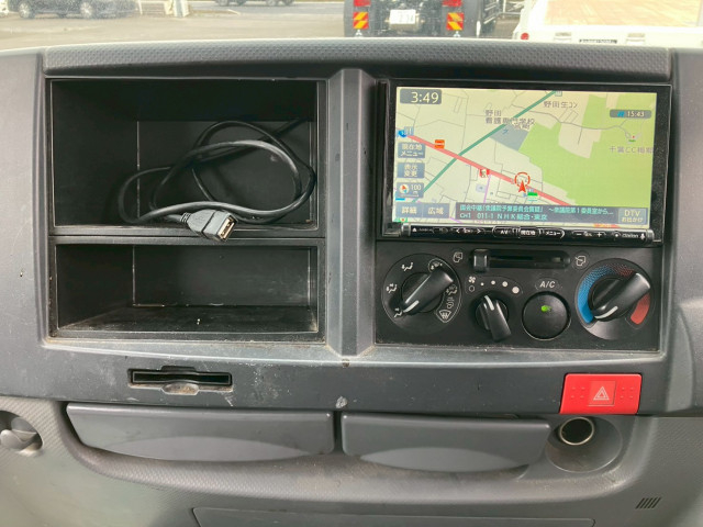 いすゞ エルフ 小型 バン TKG-NHR85AN(102970) 31枚目