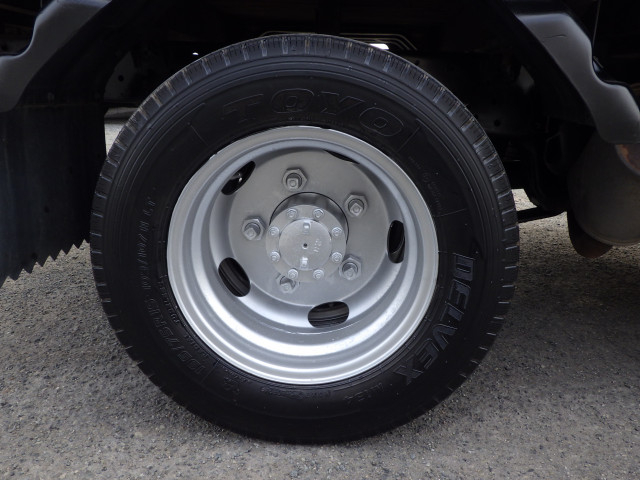 いすゞ エルフ 小型 平ボディ TKG-NJR85A(102977) 28枚目