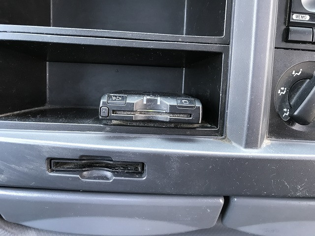 いすゞ エルフ 小型 Wキャブ TKG-NJR85A(102978) 27枚目