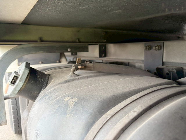 いすゞ エルフ 小型 冷蔵冷凍バン TKG-NLR85AN(102980) 23枚目