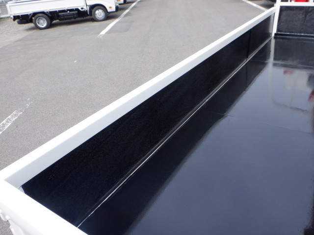 いすゞ エルフ 小型 平ボディ（クレーン付） TKG-NKR85R(102982) 9枚目