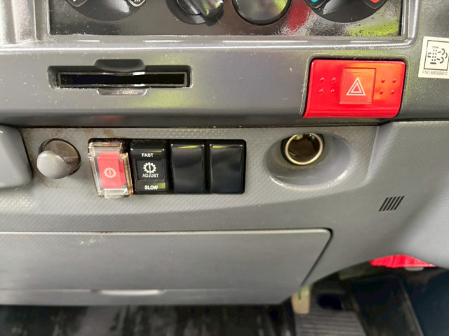 いすゞ エルフ 小型 冷蔵冷凍バン TKG-NLR85AN(102980) 44枚目