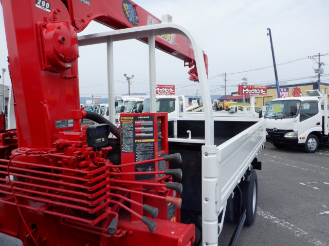 いすゞ エルフ 小型 平ボディ（クレーン付） TKG-NKR85R(102982) 28枚目