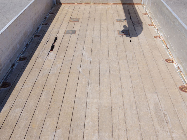 日野 レンジャー 増トン 平ボディ（クレーン付） QKG-FE7JMAA(102983) 13枚目