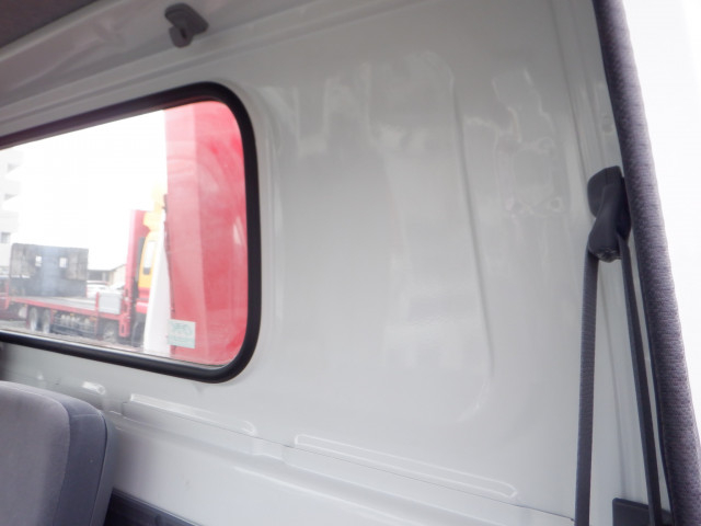 いすゞ エルフ 小型 平ボディ（クレーン付） TKG-NKR85R(102982) 41枚目