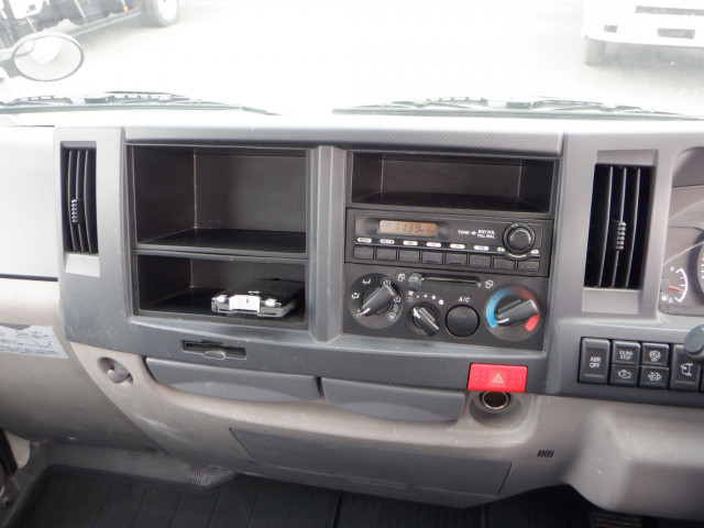 いすゞ エルフ 小型 平ボディ（クレーン付） TKG-NKR85R(102982) 43枚目