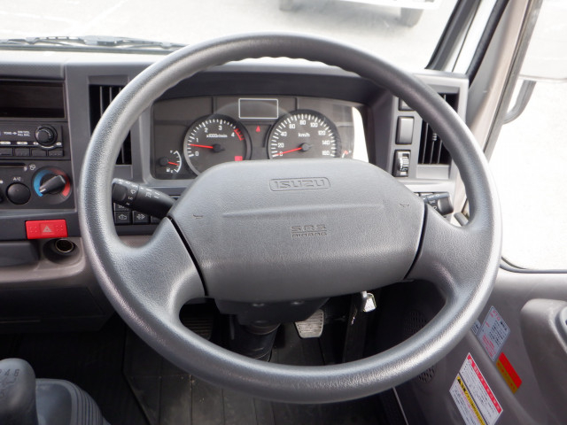 いすゞ エルフ 小型 平ボディ（クレーン付） TKG-NKR85R(102982) 46枚目