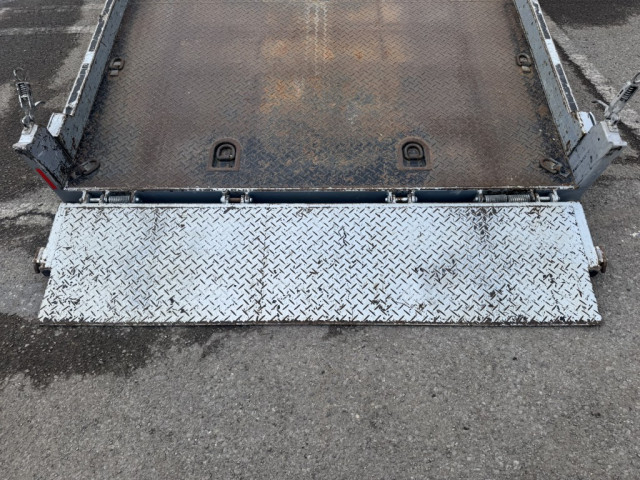 いすゞ エルフ 小型 平ボディ（クレーン付） SKG-NPR85YN(102984) 10枚目