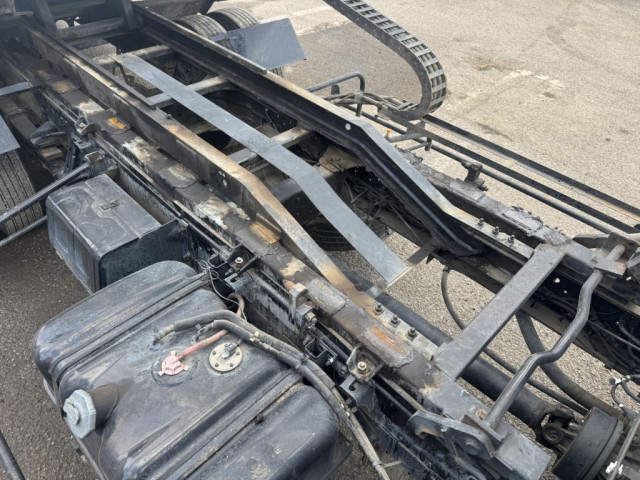 いすゞ エルフ 小型 平ボディ（クレーン付） SKG-NPR85YN(102984) 16枚目