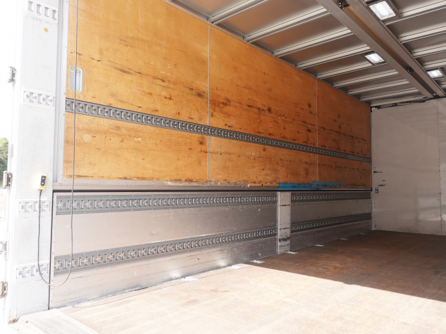 UDトラックス（日産） コンドル 増トン ウィング LKG-PK39CH(102985) 12枚目