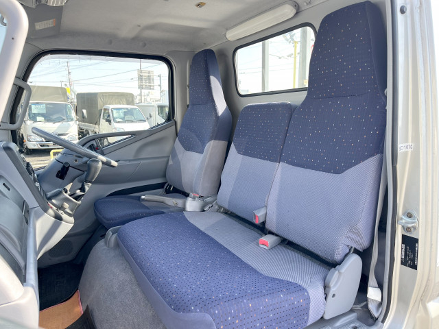 三菱ふそう キャンターガッツ 小型 平ボディ CBF-FB700B(102986) 15枚目