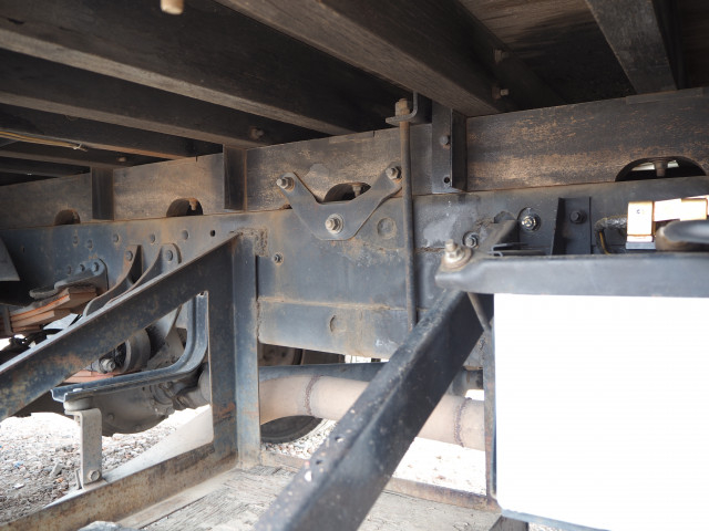 三菱ふそう ファイター 中型 平ボディ（クレーン付） KK-FK61FG(102987) 23枚目