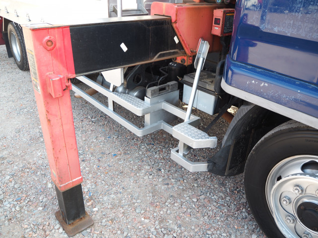 三菱ふそう ファイター 増トン 平ボディ（クレーン付） KL-FQ61FK(102988) 11枚目