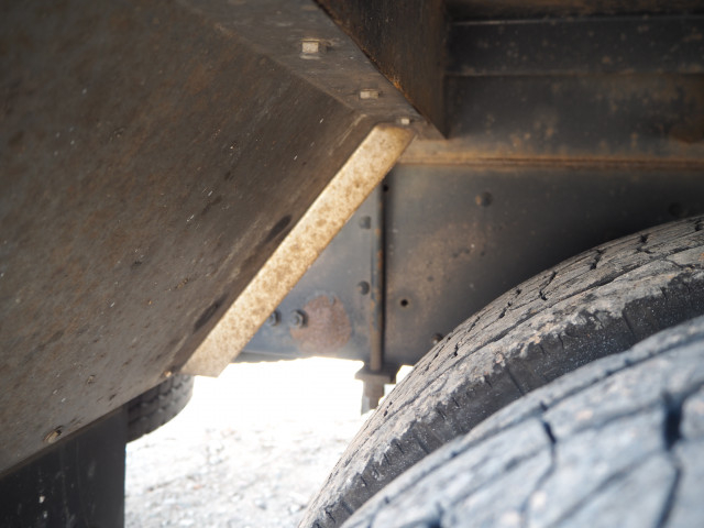 三菱ふそう ファイター 増トン 平ボディ（クレーン付） KL-FQ61FK(102988) 25枚目