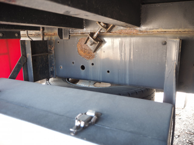 三菱ふそう ファイター 増トン 平ボディ（クレーン付） KL-FQ61FK(102988) 28枚目