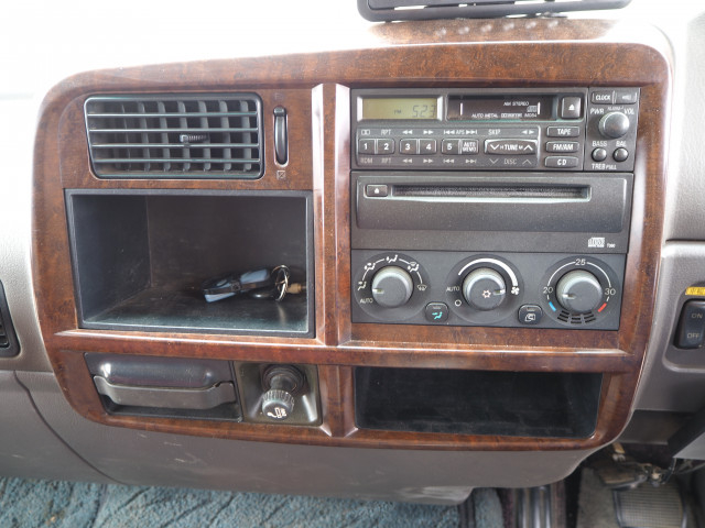 三菱ふそう ファイター 中型 平ボディ（クレーン付） KK-FK61FG(102987) 49枚目